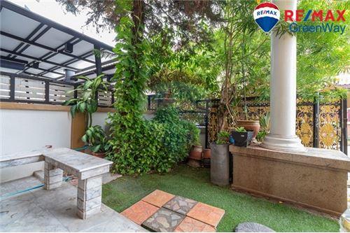 Bangkok Noi Condo single house for sale for rent secondhand